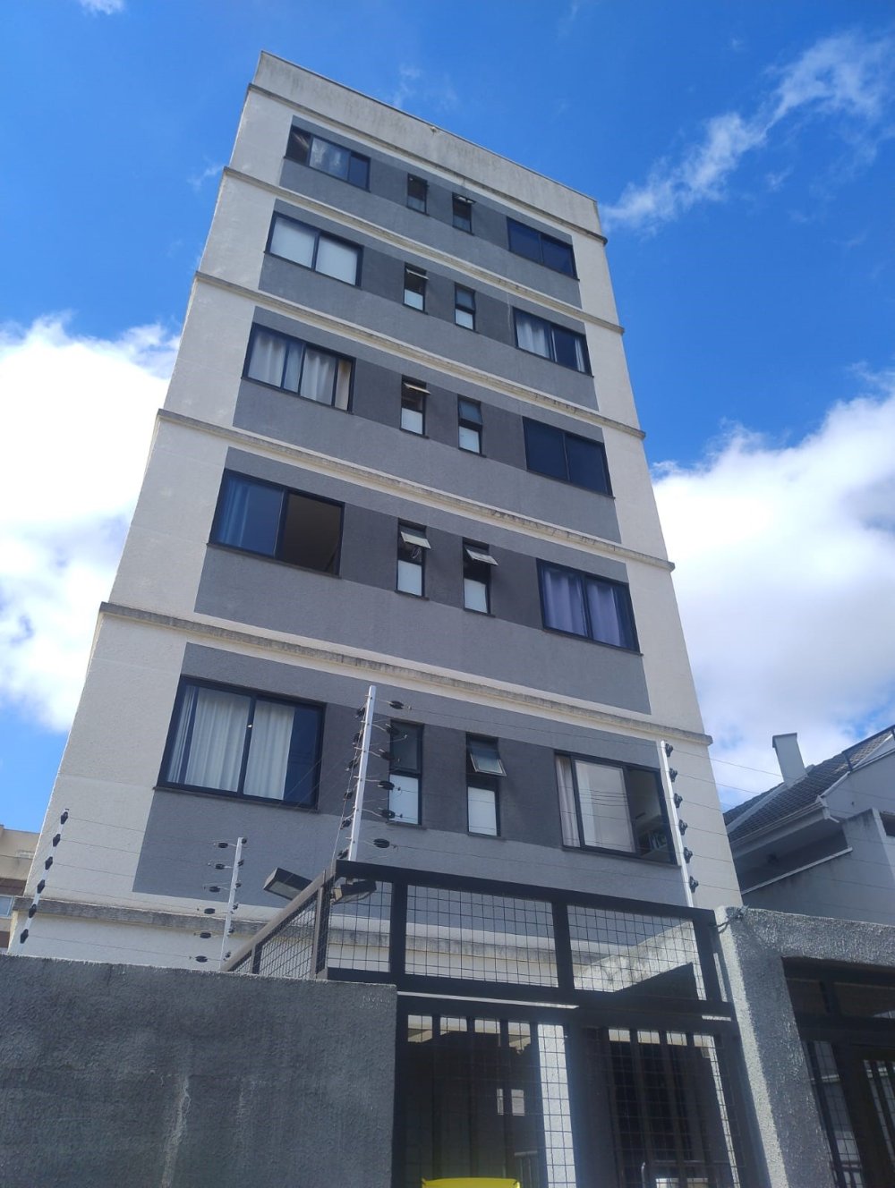 Studio - Venda - Novo Mundo - Curitiba - PR