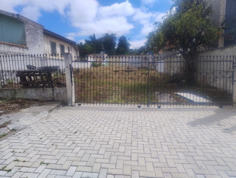 Terreno - Venda - Novo Mundo - Curitiba - PR